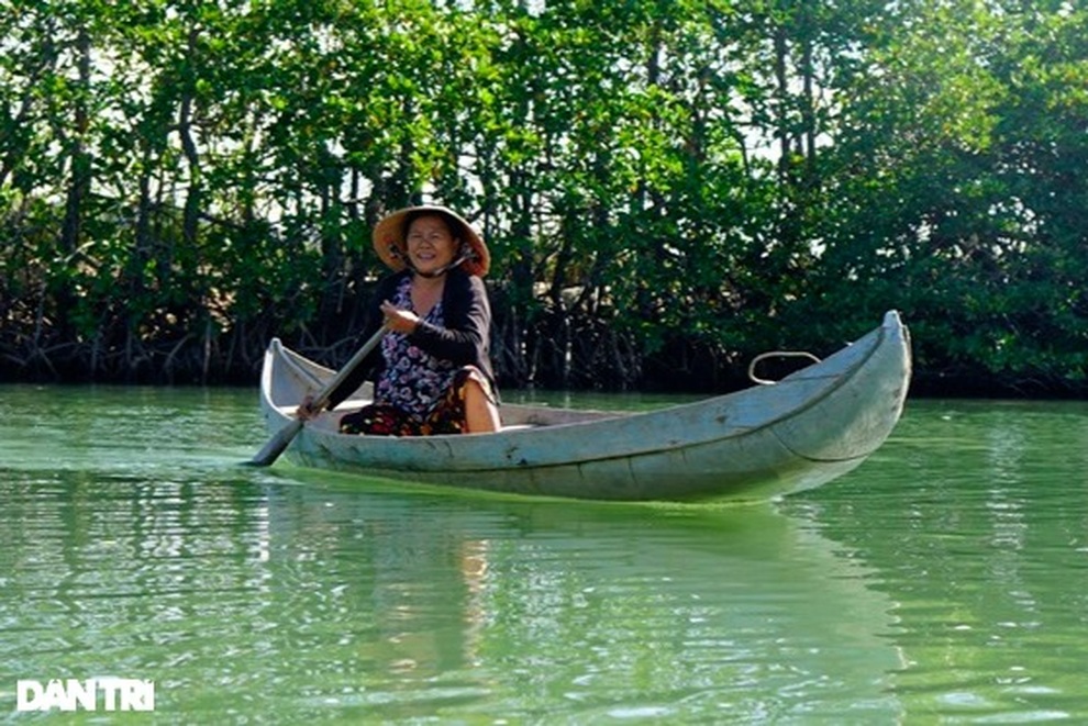 Có một vùng sông nước miền Tây trong lòng đầm Thị Nại - 9 Có một vùng sông nước miền Tây trong lòng đầm Thị Nại - 9