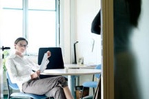 “Hòa đồng” với đồng nghiệp không đáng tin cậy