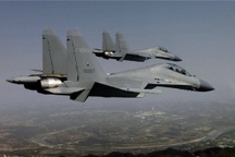 Chuyên gia nêu lý do Trung Quốc dồn dập đưa 52 máy bay áp sát Đài Loan