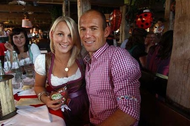 “Sao” Bayern Munich đổ bộ xuống lễ hội bia Oktoberfest