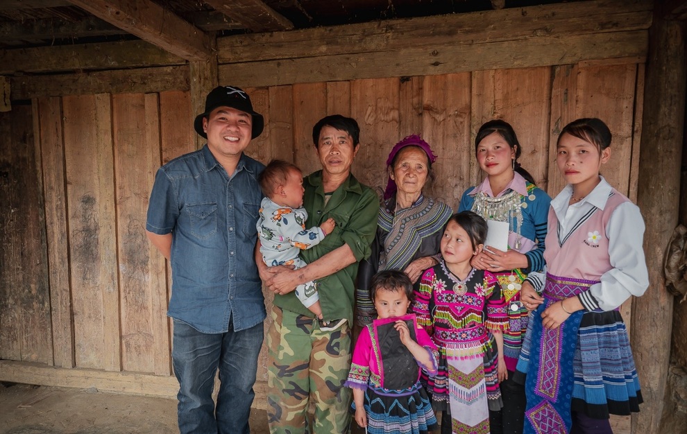 Chàng trai đi gần 2000 km để săn nụ cười ở nơi địa đầu Tổ quốc - 8 Chàng trai đi gần 2000 km để săn nụ cười ở nơi địa đầu Tổ quốc - 8