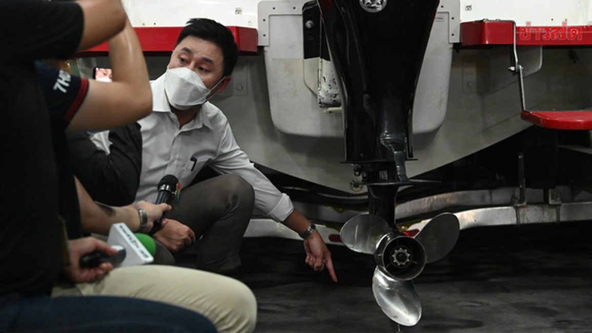 Hé lộ mối quan hệ thực giữa sao Chiếc lá cuốn bay và mẹ - 6 Hé lộ mối quan hệ thực giữa sao Chiếc lá cuốn bay và mẹ - 6