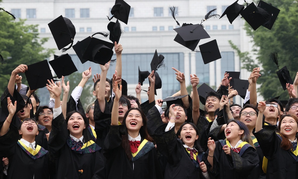 Tham vọng của giới tỷ phú Trung Quốc khi đầu tư vào giáo dục đại học - 3 Tham vọng của giới tỷ phú Trung Quốc khi đầu tư vào giáo dục đại học - 3
