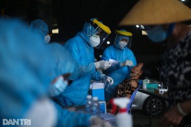 Xét nghiệm hàng trăm người trong hẻm có F1 liên quan hội thánh ở TPHCM
