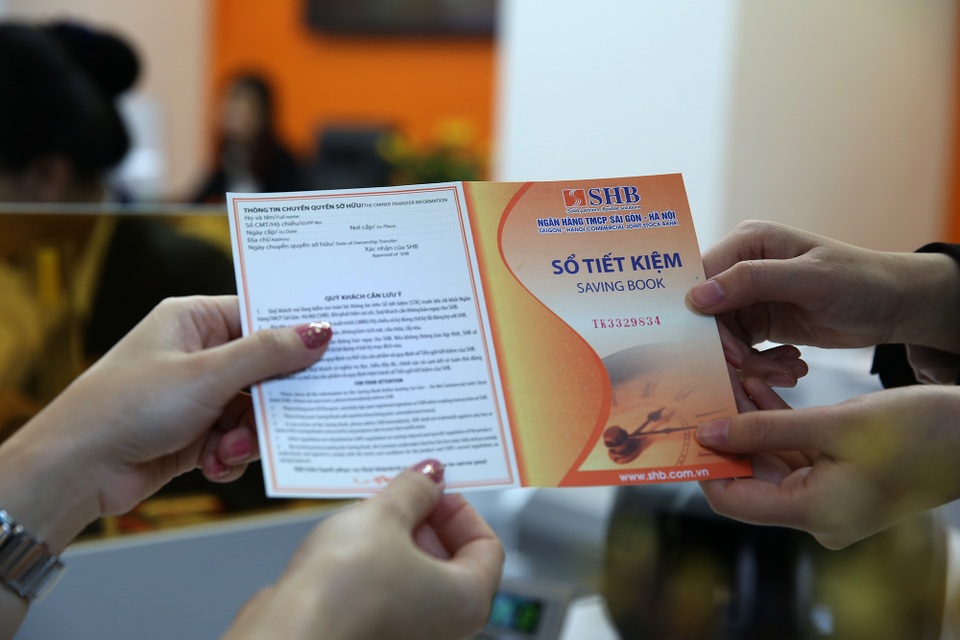 “Cơn mưa” quà tặng từ SHB, mừng sinh nhật 27 tuổi - 2 “Cơn mưa” quà tặng từ SHB, mừng sinh nhật 27 tuổi - 2