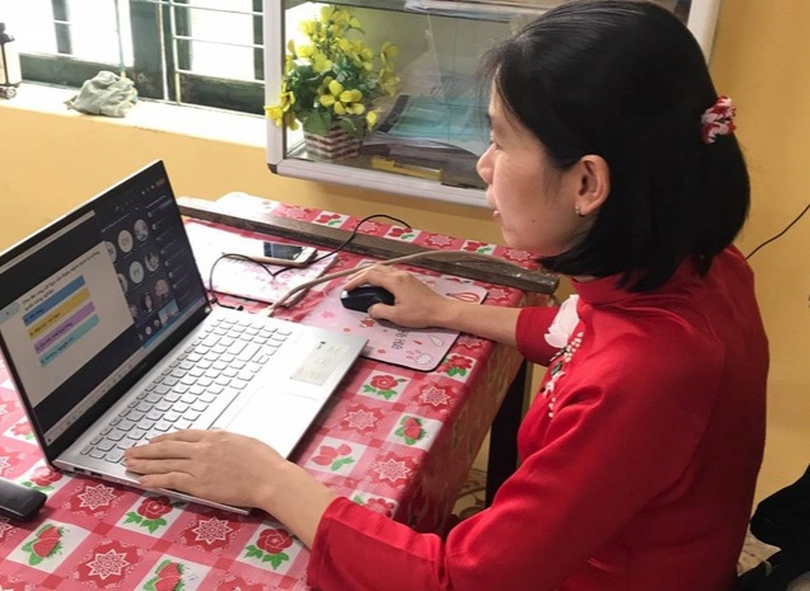 Năm học đặc biệt và nỗi lòng những thầy cô dạy trực tuyến - 2 Năm học đặc biệt và nỗi lòng những thầy cô dạy trực tuyến - 2