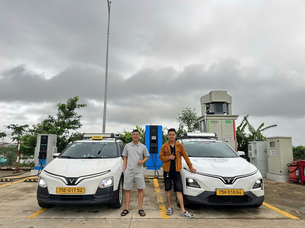 VF 6 chinh phục cả người lái lẫn người ngồi sau - 3 VF 6 chinh phục cả người lái lẫn người ngồi sau - 3