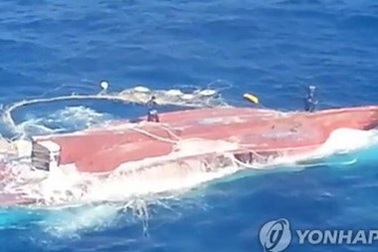 Danh tính 6 thuyền viên Việt trên tàu cá Hàn Quốc mất tích