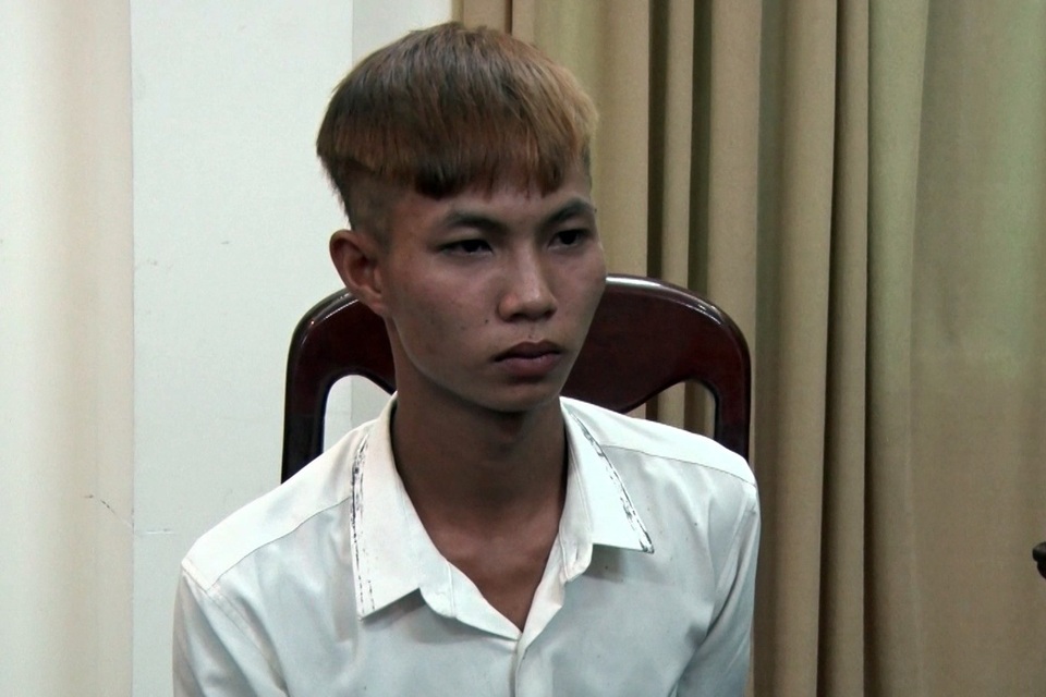 Truy tố nghịch tử cùng đồng bọn giết mẹ để lấy gần 4 triệu đồng tiêu xài - 1 Truy tố nghịch tử cùng đồng bọn giết mẹ để lấy gần 4 triệu đồng tiêu xài - 1