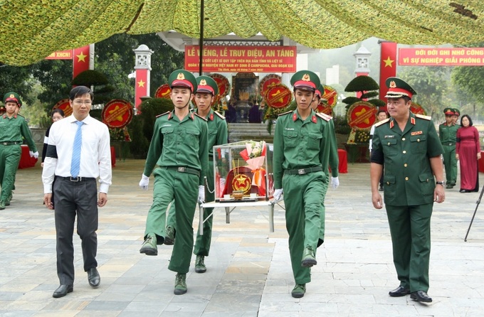 Chỉ lực lượng quân đội mới được thực hiện tìm kiếm, quy tập hài cốt liệt sĩ và bàn giao hài cốt liệt sĩ.