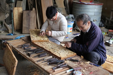 Tài hoa nghề dựng nhà gỗ cổ