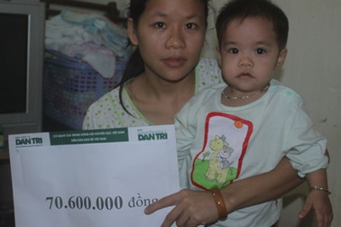 Hơn 70 triệu đồng đến với hai chị em sinh đôi "trong héo, ngoài tươi"