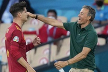 HLV Luis Enrique đưa ra quyết định bất ngờ về Morata