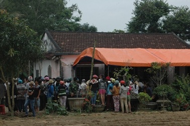 Nghi án giám đốc bị đâm chết ở nhà cha ruột