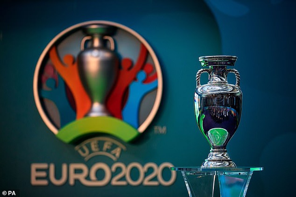 UEFA cân nhắc chọn Nga làm chủ nhà duy nhất cho Euro 2020 - 1 UEFA cân nhắc chọn Nga làm chủ nhà duy nhất cho Euro 2020 - 1