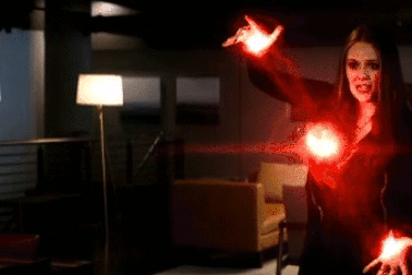 “Nàng phù thủy đỏ” và cú lặn ngoạn mục kéo dài 15 năm