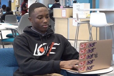 Nam sinh 17 tuổi được 25 trường đại học Mỹ danh tiếng săn đón