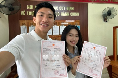 Đoàn Văn Hậu và Doãn Hải My đăng ký kết hôn