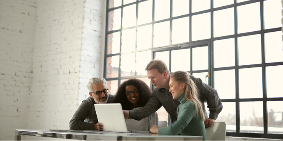 Cách nghĩ khác biệt của những người giàu có và thành công - 1