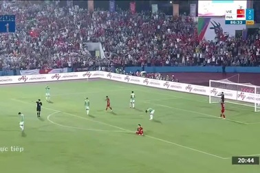 Văn Đô nâng tỷ số lên 3-0 cho U23 Việt Nam