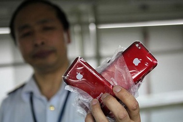 Trung Quốc truy quét nguồn cung cấp iPhone "dỏm"