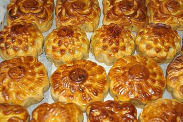 Cẩn trọng với bánh trung thu siêu rẻ