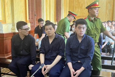 Nam sinh thuê căn hộ cao cấp ở TPHCM để đánh bạc