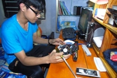 Chàng trai 9x với sáng chế “đèn giao thông thông minh”