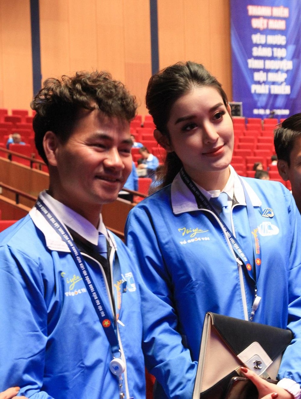 Á hậu Huyền My kể chuyện làm thiện nguyện tại Đại hội Hội LHTN Việt Nam - 3 Á hậu Huyền My kể chuyện làm thiện nguyện tại Đại hội Hội LHTN Việt Nam - 3
