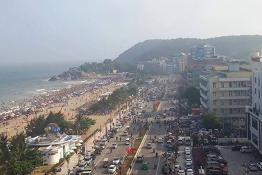 Ngành du lịch Thanh Hóa “bội thu” đầu mùa