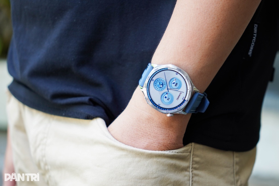 Cận cảnh Huawei Watch GT 5 vừa ra mắt tại Malaysia - 1 Cận cảnh Huawei Watch GT 5 vừa ra mắt tại Malaysia - 1