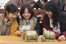 "Tết xa quê 2017": Ấm lòng du học sinh Việt Nam tại Hàn Quốc