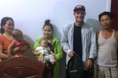 Nông dân nghèo nhờ con đăng Facebook tìm chủ nhân số tài sản 40 triệu đồng