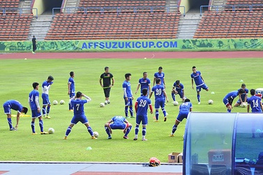 Đội tuyển Việt Nam tập kín trong ngày làm quen sân Shah Alam