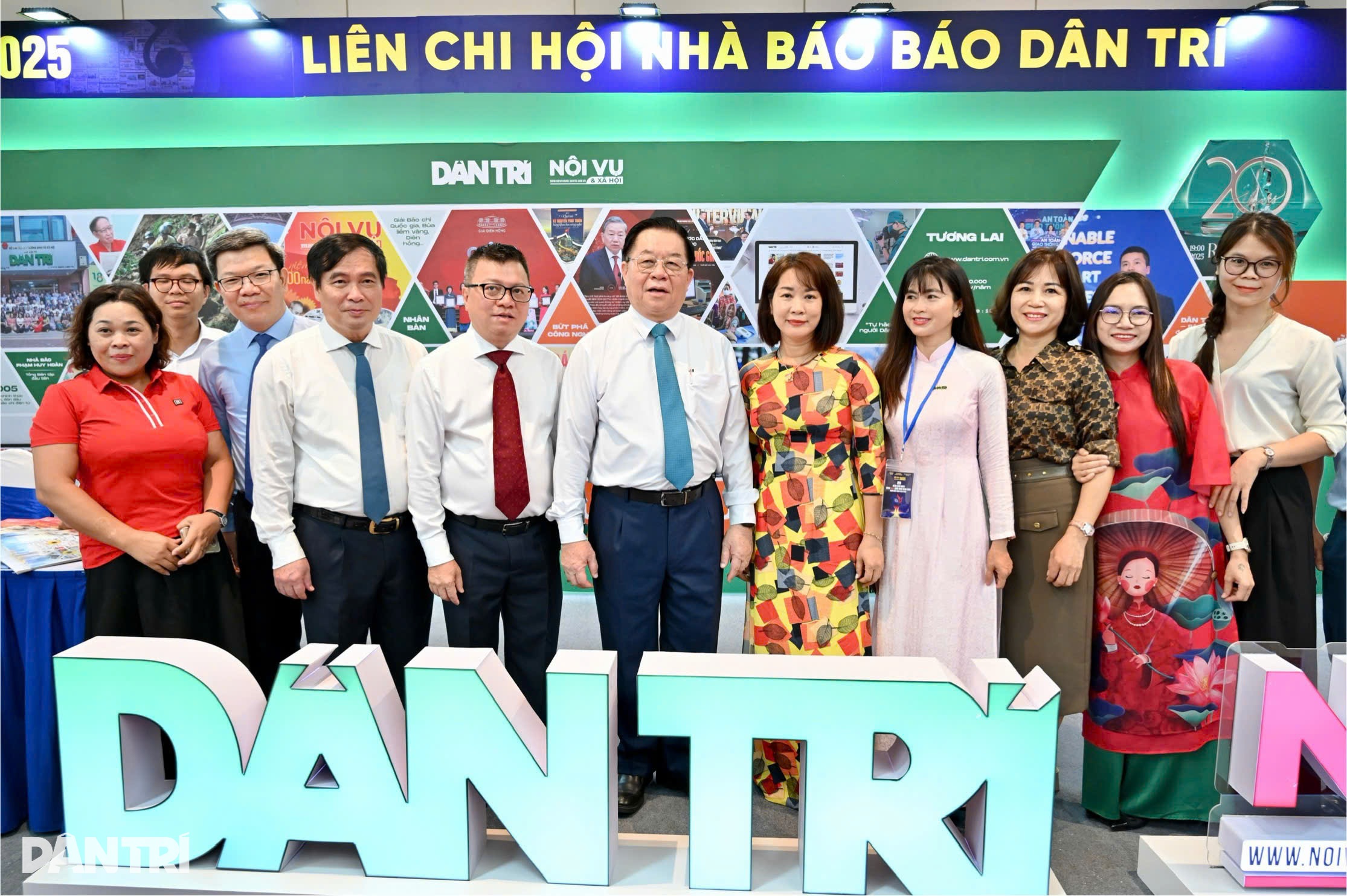 Báo chí phải là lực lượng tiên phong lan tỏa những giá trị tốt đẹp - 2
