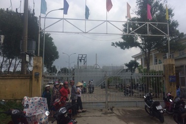 Hai anh em bán bánh tiêu chết bất thường dưới hồ xử lý nước thải