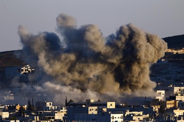  Mỹ bị cáo buộc không kích nhầm làm 52 dân thường thiệt mạng tại Syria