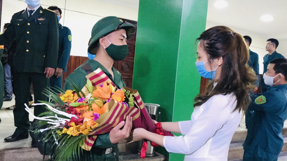 Hơn 4.300 thanh niên được xét nghiệm Covid-19, sẵn sàng lên đường nhập ngũ - 3 Hơn 4.300 thanh niên được xét nghiệm Covid-19, sẵn sàng lên đường nhập ngũ - 3