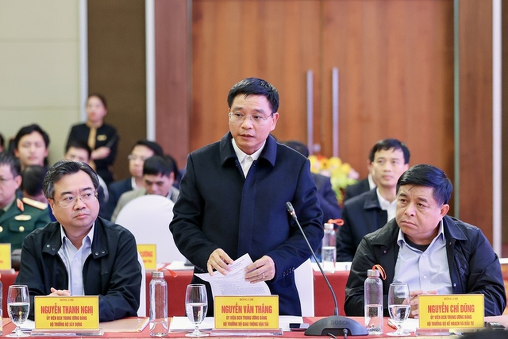 Thủ tướng: Không ăn xổi ở thì, không chia nhỏ dự án cao tốc Bắc - Nam - 2 Thủ tướng: Không ăn xổi ở thì, không chia nhỏ dự án cao tốc Bắc - Nam - 2