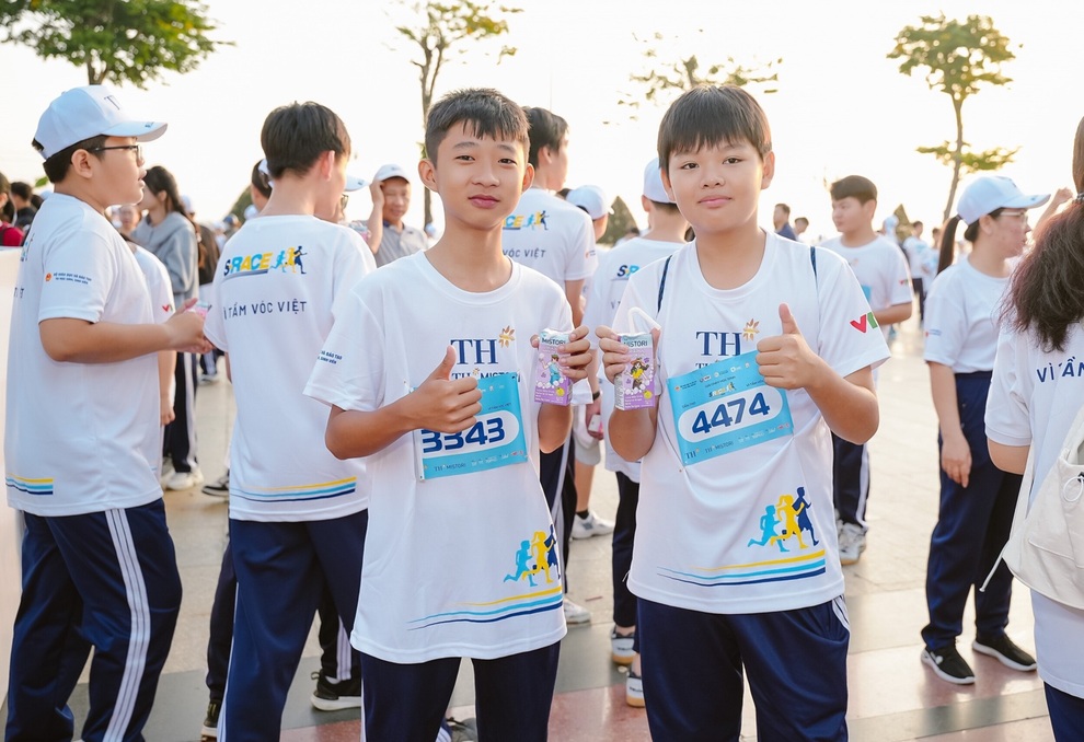 Tập đoàn TH đồng hành S-Race Cần Thơ: 5 năm kiên định Vì tầm vóc Việt - 4 Tập đoàn TH đồng hành S-Race Cần Thơ: 5 năm kiên định Vì tầm vóc Việt - 4