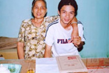 Một thanh niên mới ra tù thi đỗ đại học 