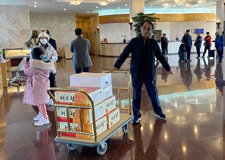 Đội tuyển nữ Việt Nam đến Hàn Quốc, tập luyện tại đảo Jeju - 8