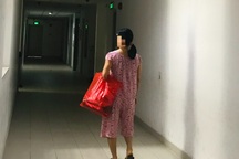 Một năm xáo trộn, người giúp việc mất thưởng Tết, phải tự mua vé về quê