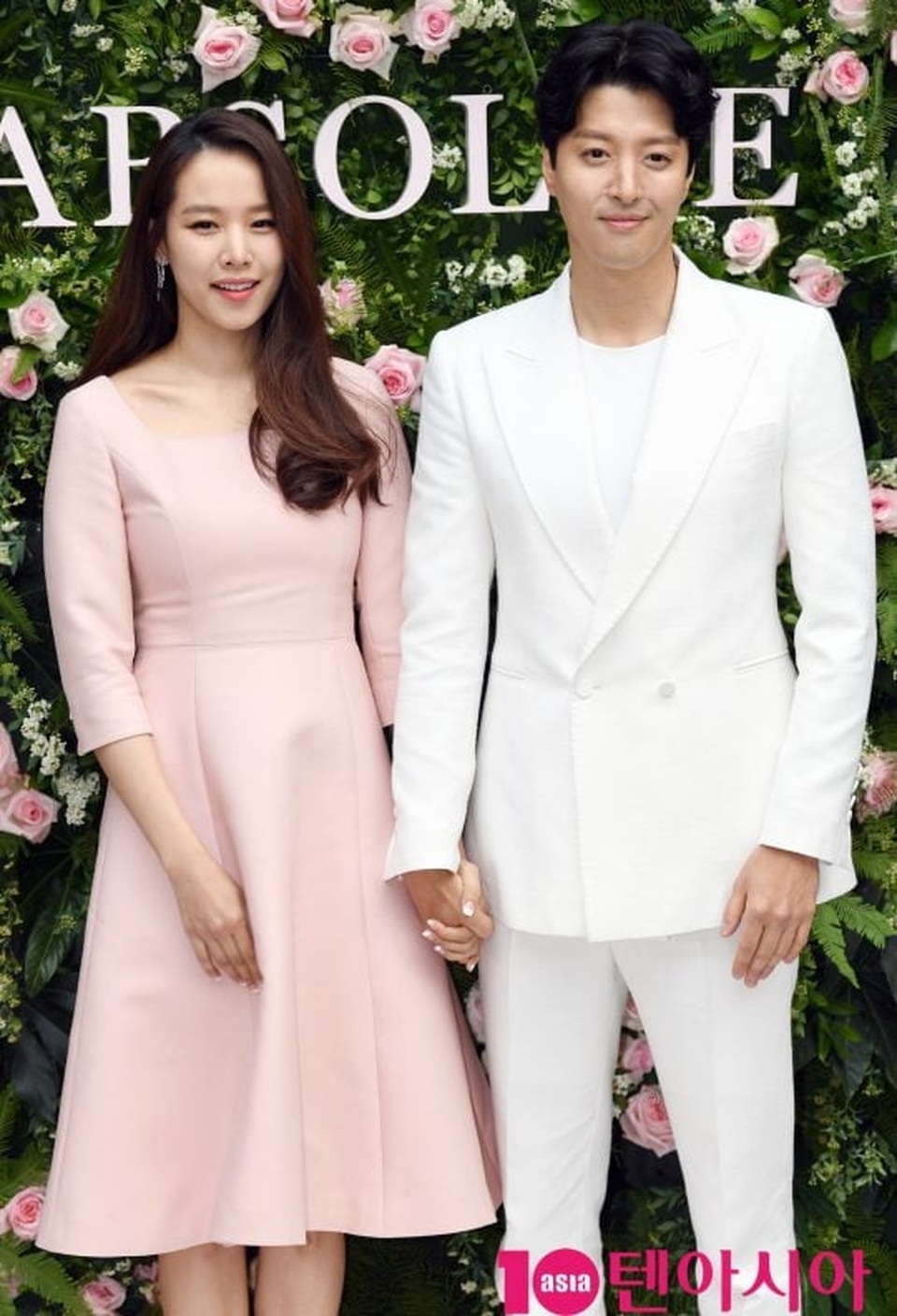 Tình trường “ồn ào” của tài tử vừa ly hôn - Lee Dong Gun - 4 Tình trường “ồn ào” của tài tử vừa ly hôn - Lee Dong Gun - 4