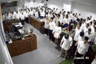 Chuyện đằng sau video hàng chục nhân viên hát Quốc ca trong công ty Hà Nội