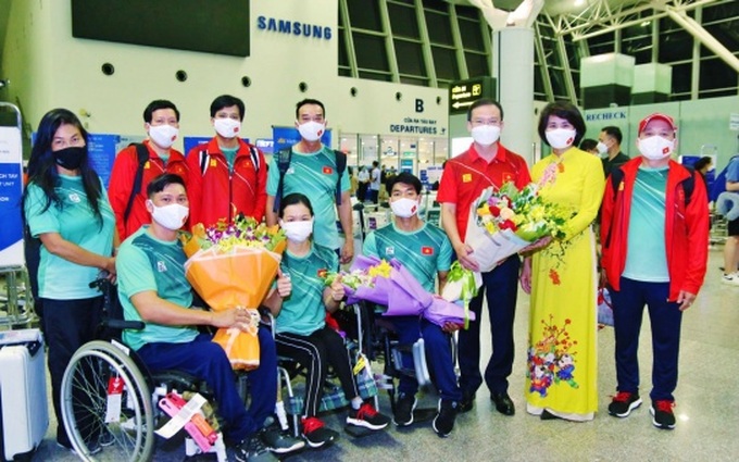 Đoàn thể thao người khuyết tật Việt Nam lên đường tham dự Paralympic Tokyo 2020