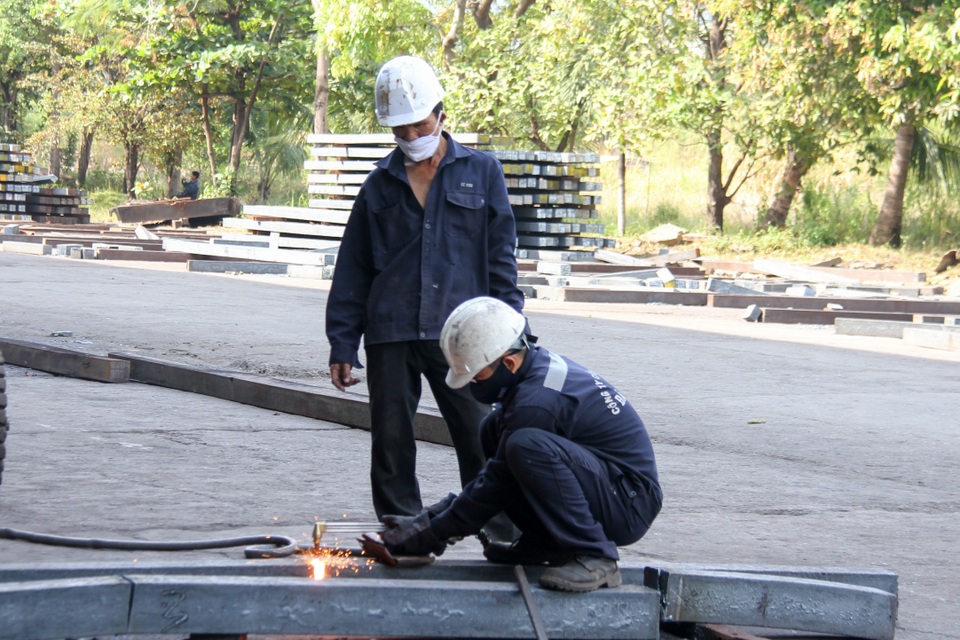 Lương tối thiểu 2021: Không dễ tìm lời giải cho bài toán quyền lợi các bên - 2 Lương tối thiểu 2021: Không dễ tìm lời giải cho bài toán quyền lợi các bên - 2