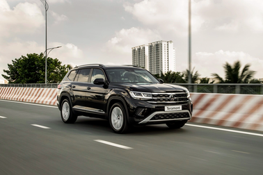 Khó cạnh tranh Explorer, SUV thương hiệu Đức giảm giá gần 200 triệu đồng