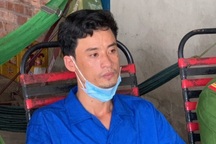 Gã đàn ông mua dâm rồi đâm cô gái cướp điện thoại