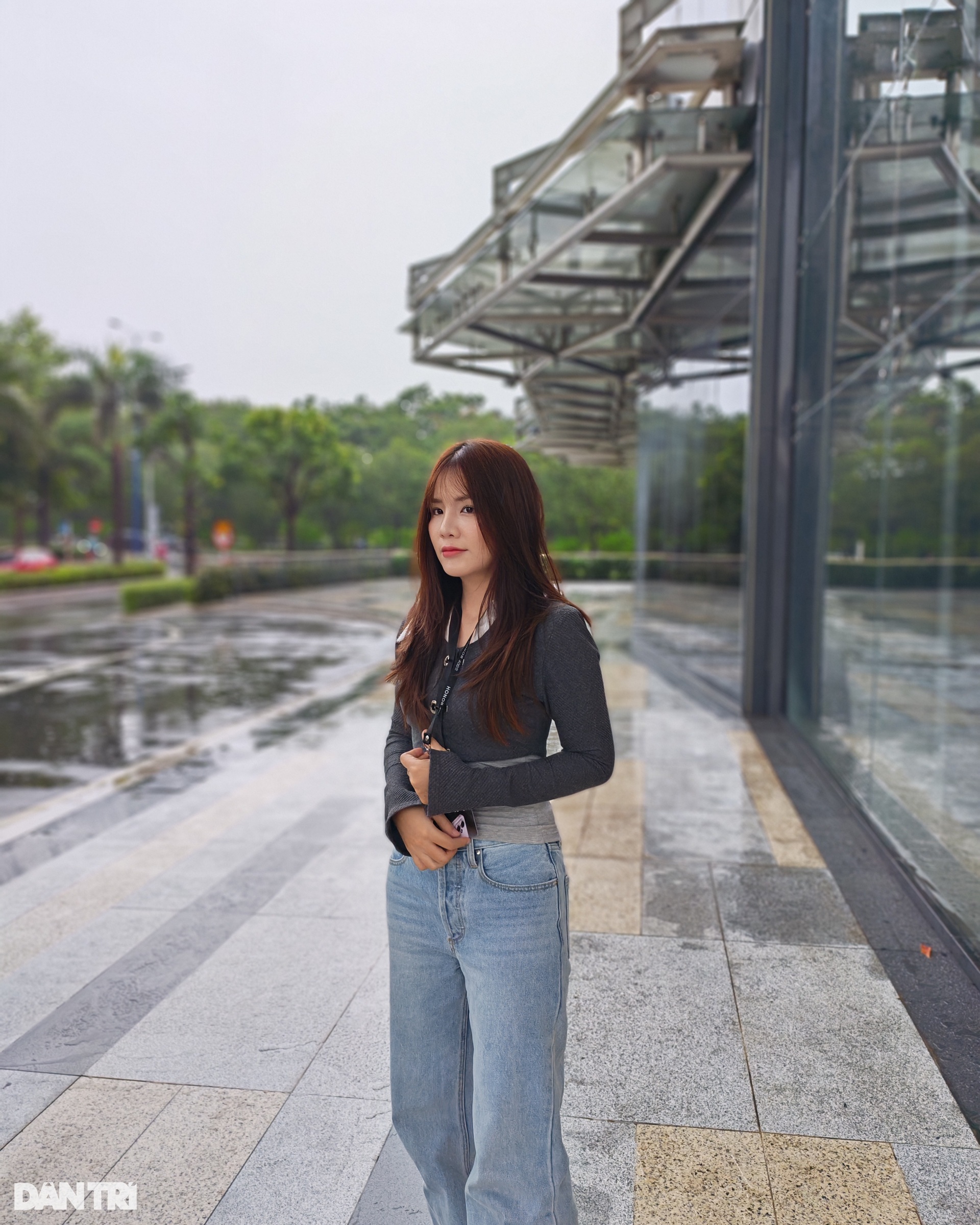 Đánh giá Honor 400: Hiệu suất tốt, AI đa dạng nhưng còn hạn chế về thiết kế - 21 Đánh giá Honor 400: Hiệu suất tốt, AI đa dạng nhưng còn hạn chế về thiết kế - 21